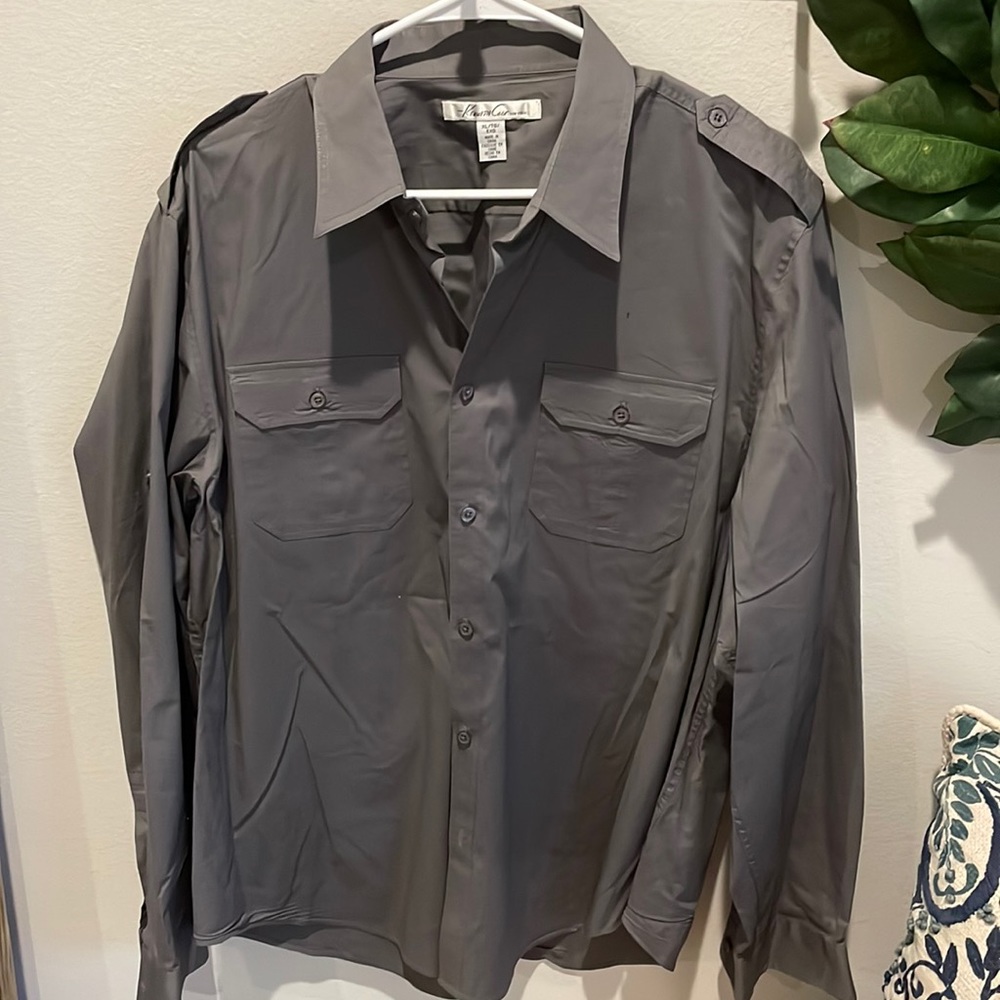 Kenneth Cole men's gray button down